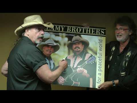 STARS Bellamy Brothers im Signs of Fame des Fernweh Park HD www fernweh park de