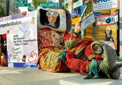 JOLLY GOODFELLOW – Rumpel The Worldly Kangaroo Fool of Oz