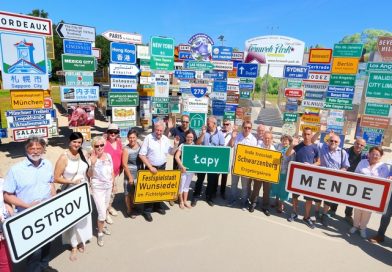 Wunsiedel und seine Partnerstädte aus Frankreich, Tschechien, Polen und dem Erzgebirge Wunsiedel und seine Partnerstädte aus Frankreich, Tschechien, Polen und dem Erzgebirge