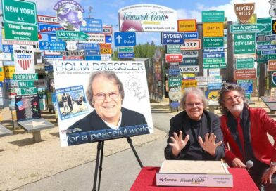 „Mr. Wetten, dass…?“ Fernsehlegende Holm Dressler / Mit Gottschalk, Jauch, Carell, „Blacky“ und Hollywoodstars auf Du und Du „Mr. Wetten, dass…?“ Fernsehlegende Holm Dressler / Mit Gottschalk, Jauch, Carell, „Blacky“ und Hollywoodstars auf Du und Du